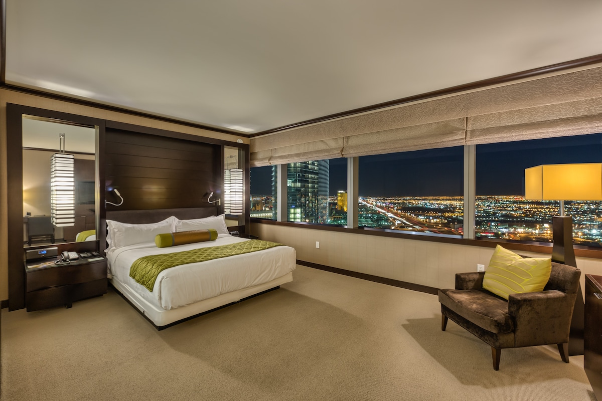 Biggest Vdara Penthouse 2 Br Stunner Strip Views Condos