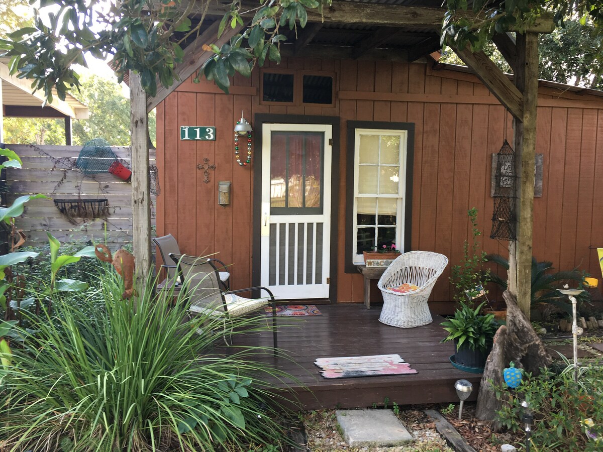 The Cajun Cabin Guest Cottage Guesthouses For Rent In Arnaudville