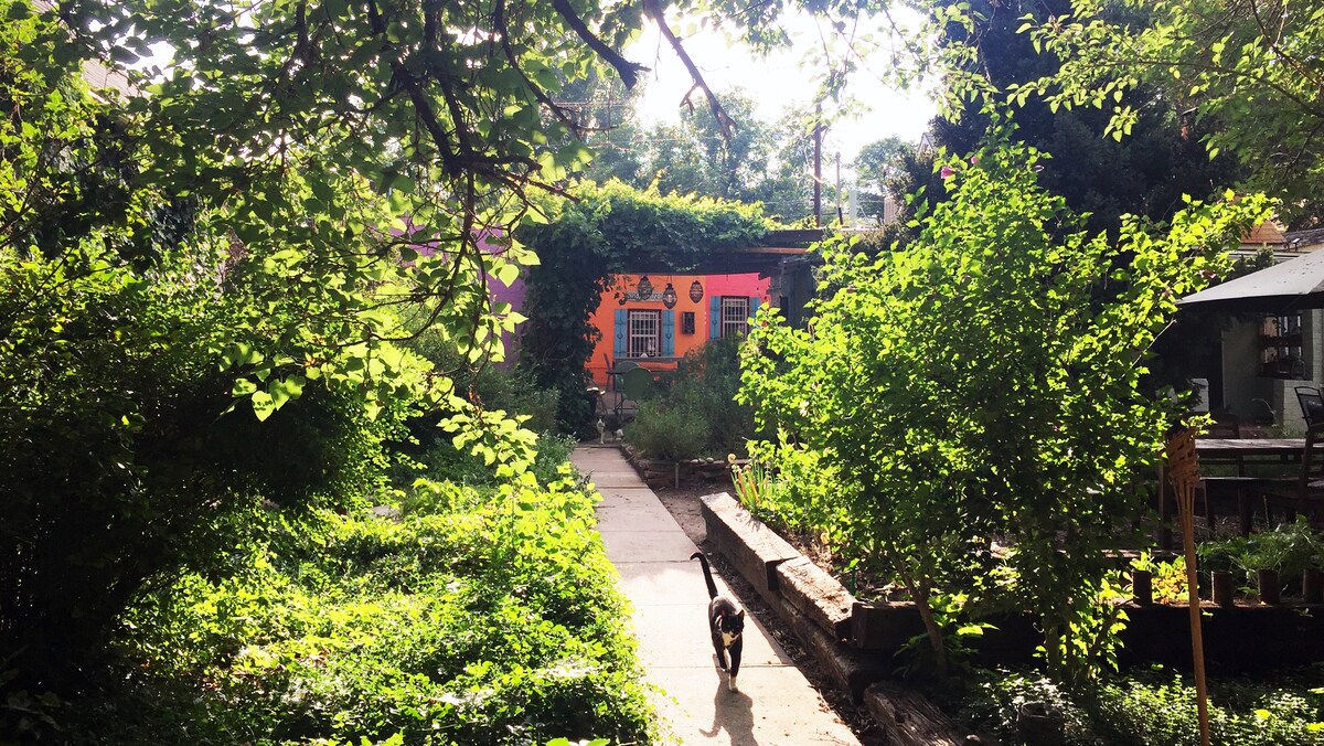 Lohi Secret Garden At The Mulberry Cottage Cottages For Rent In