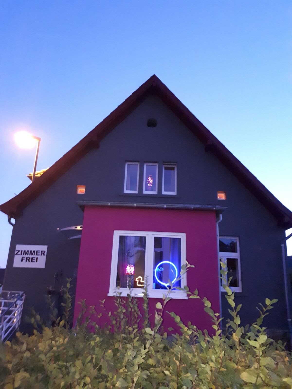 Haus Farbenfroh Hauser Zur Miete In Bad Driburg