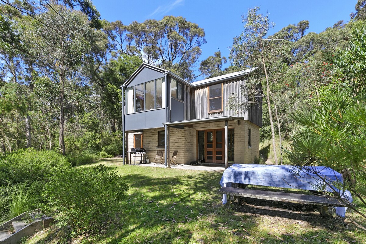 Bluegum At King Parrot Cottages Cabins For Rent In Pennyroyal
