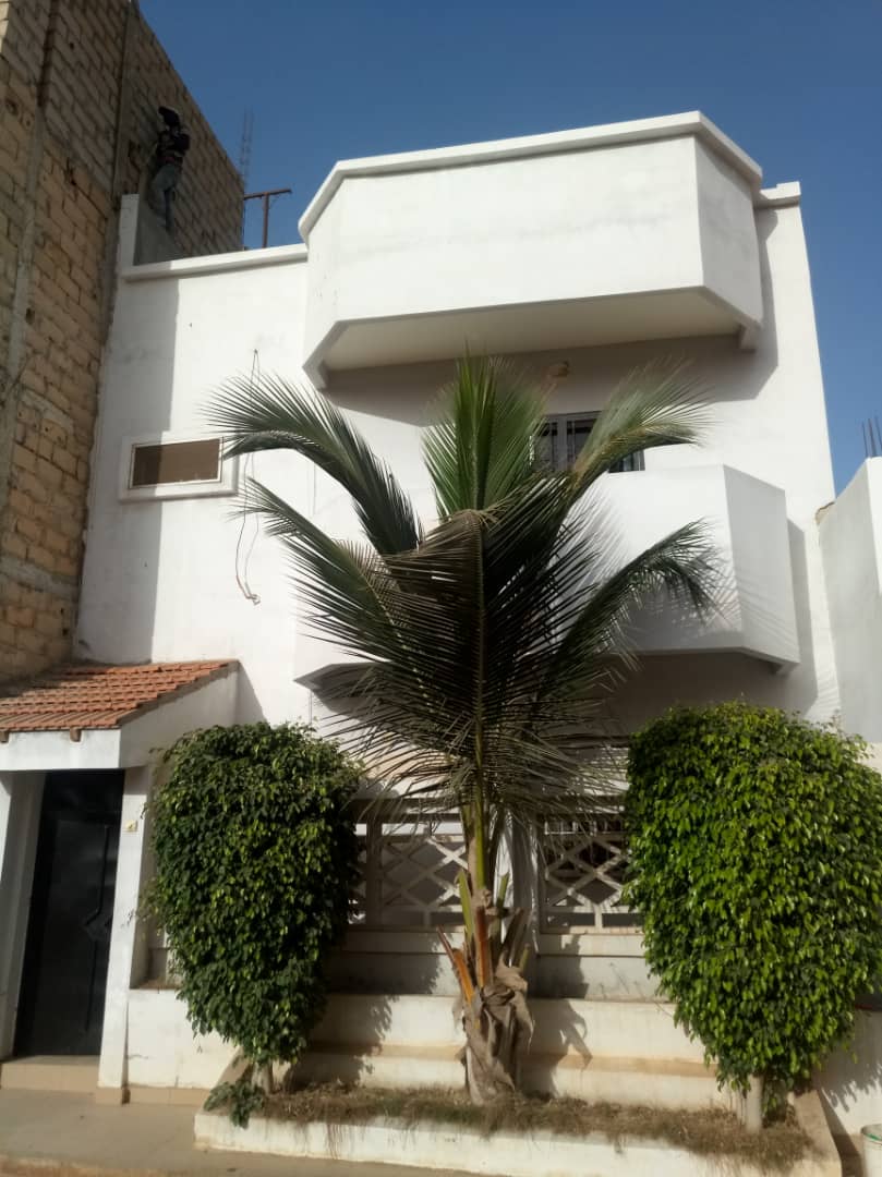 Maison Hote Cite Alioune Sow Houses For Rent In Dakar