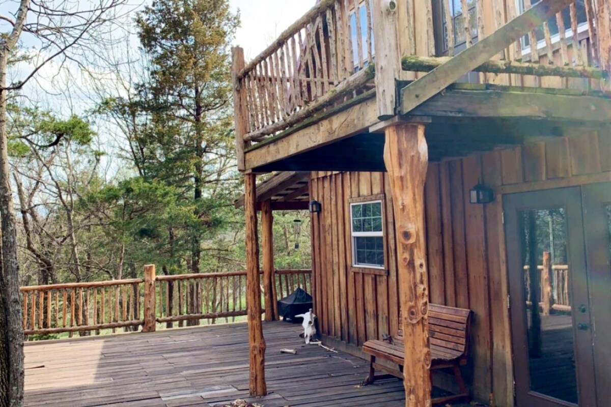 Rustic Contemporary Cabin On Pomme De Terre River Cabins For