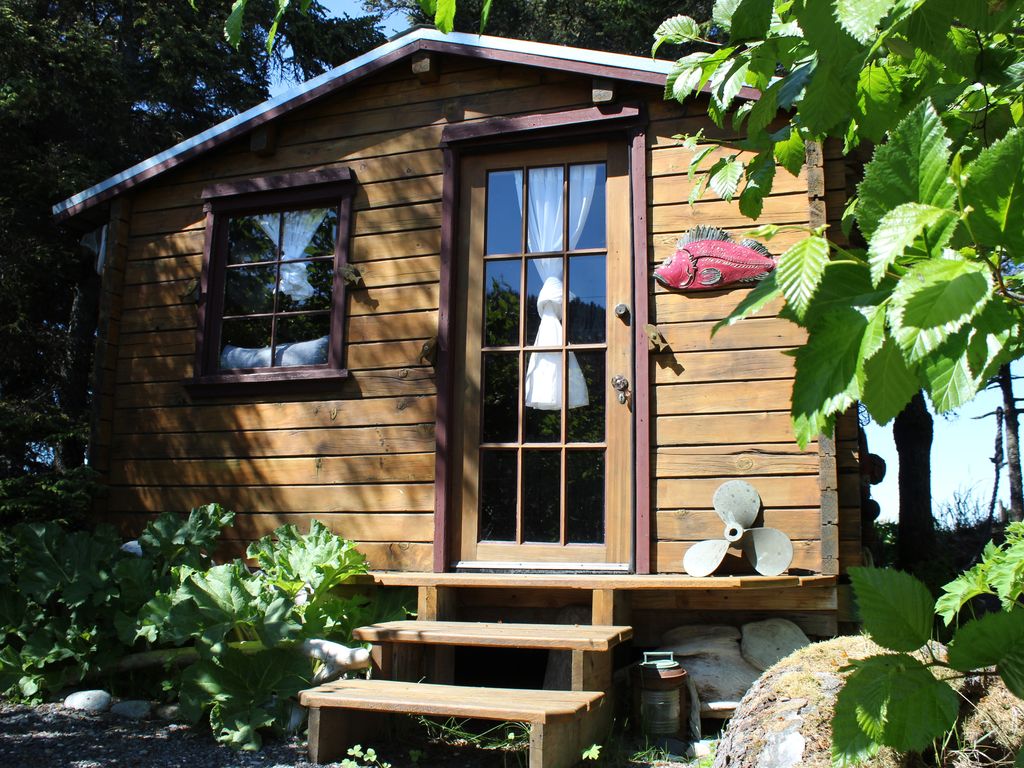 Pioneer Cabin Wilderness Kachemak Bay Islands For Rent In Seldovia
