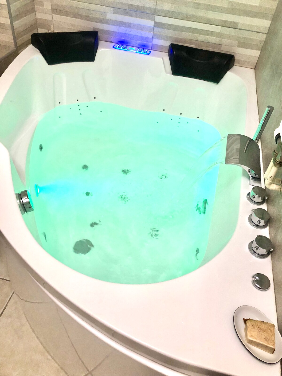 Location Jacuzzi Privatif Marseille