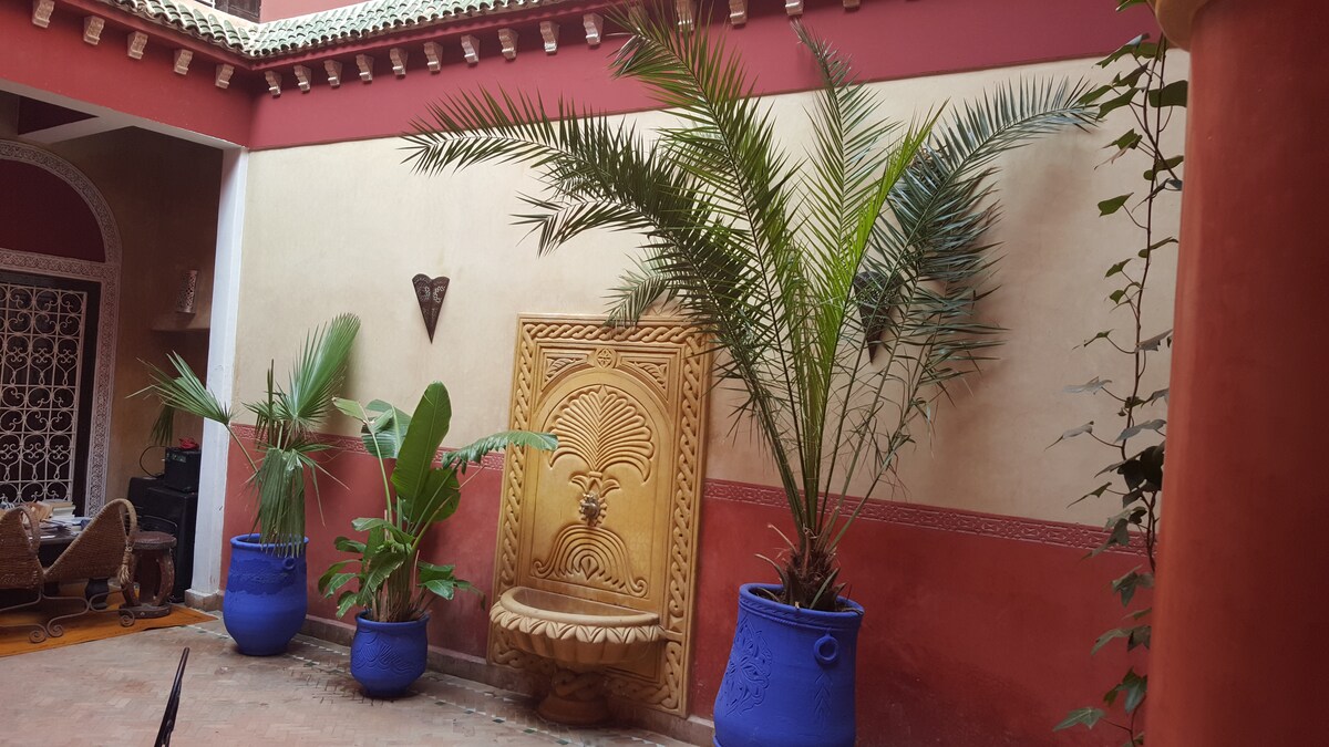 Private riad 6 bedrooms marrakech case in affitto a marrakesh Capottiera ingresso silik salotyo silik