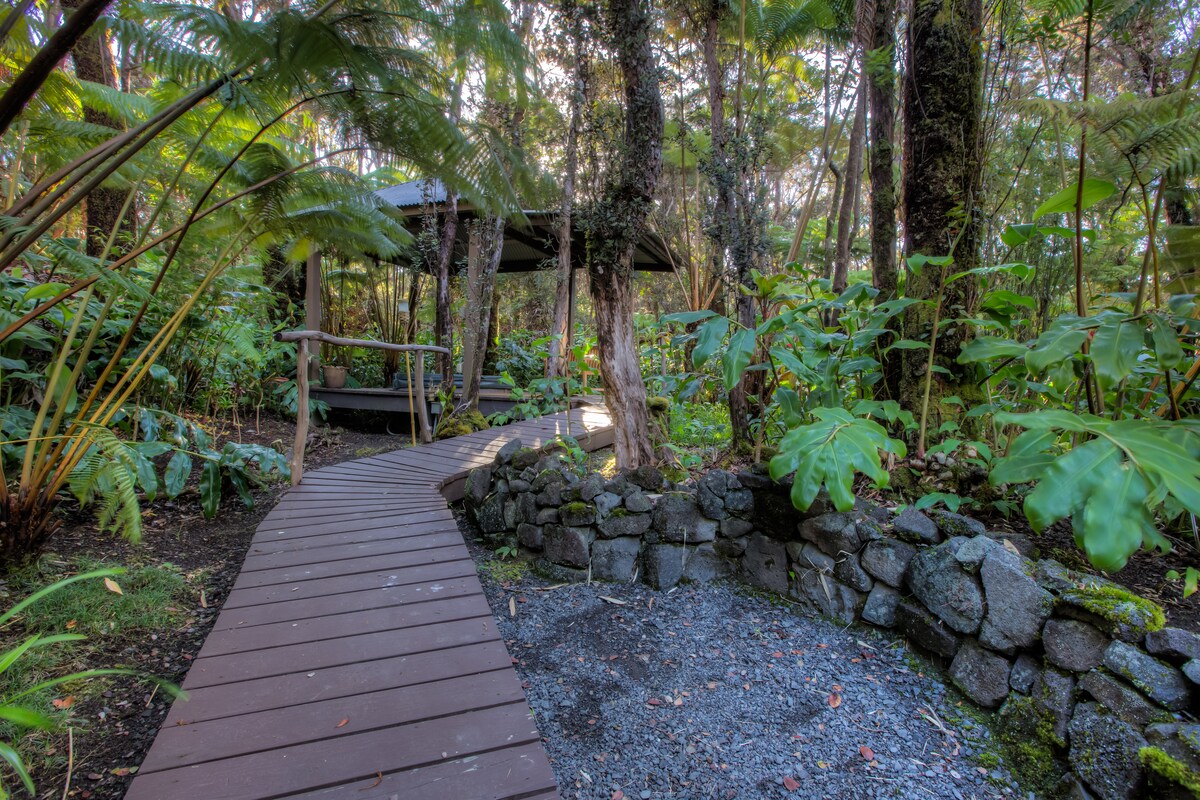 Volcano Mist Cottage A Very Private Residence Cottages For