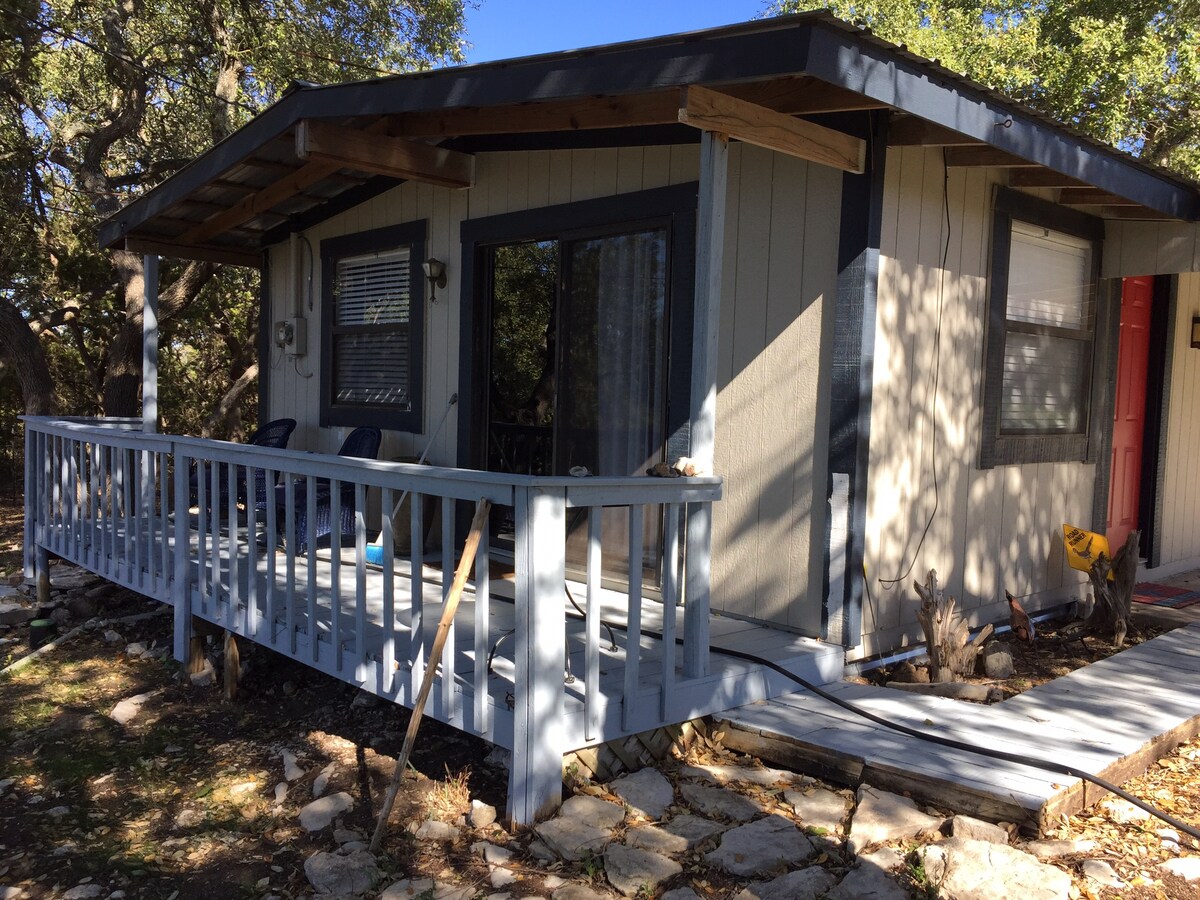 Roadrunner Crossing Cabins For Rent In Wimberley