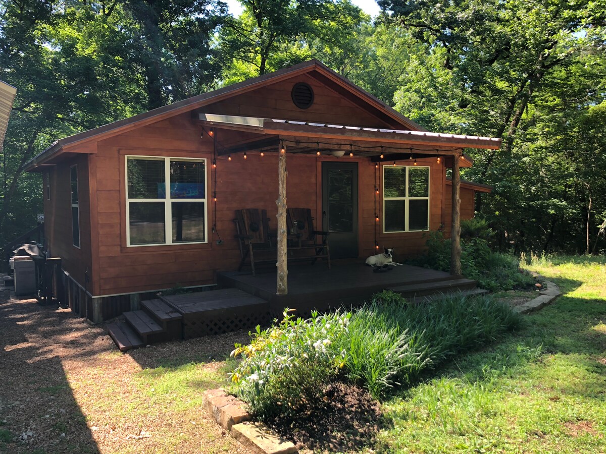 The Lodge At Lake Sam Rayburn Cabins For Rent In Broaddus