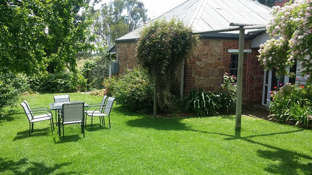 Bill S Cottage Houses For Rent In Young