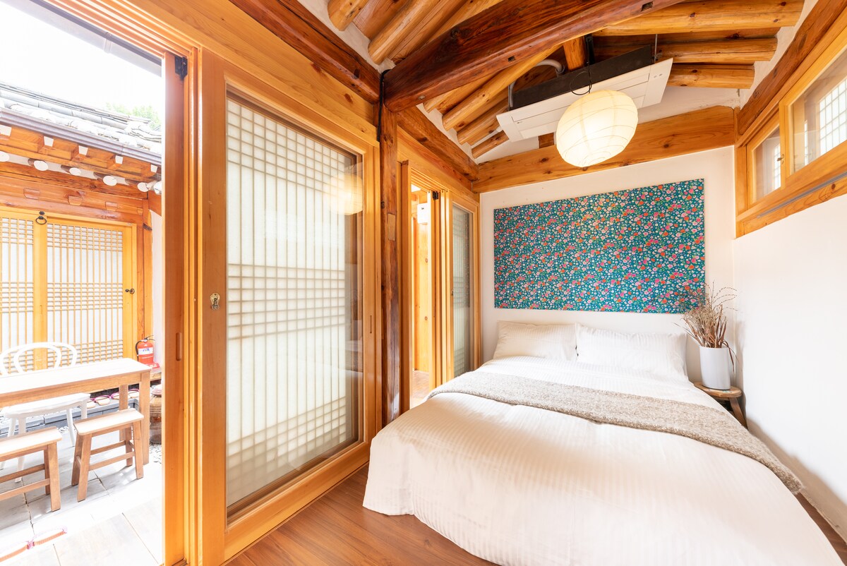 Real Luxury Korean Hanok 4bedroom 4bath Houses For Rent In Sajik