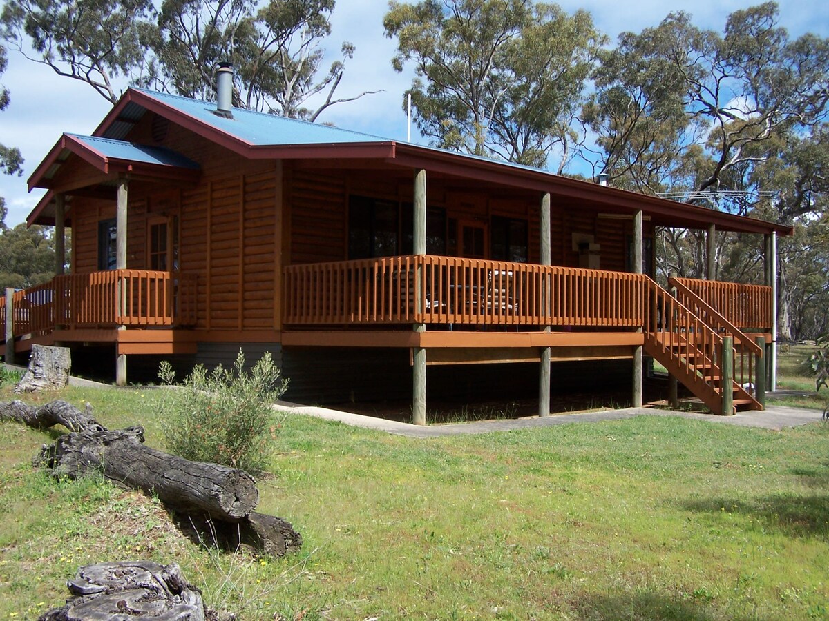 Southern Grampians Wilderness Resort Cabins For Rent In Rocklands