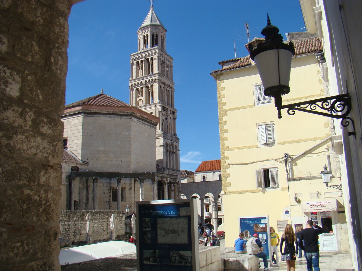 Cute apartment in Split Old Town in Split