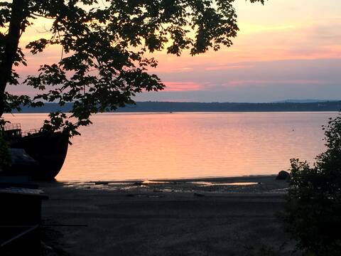 Beach cottage on Penobscot Bay