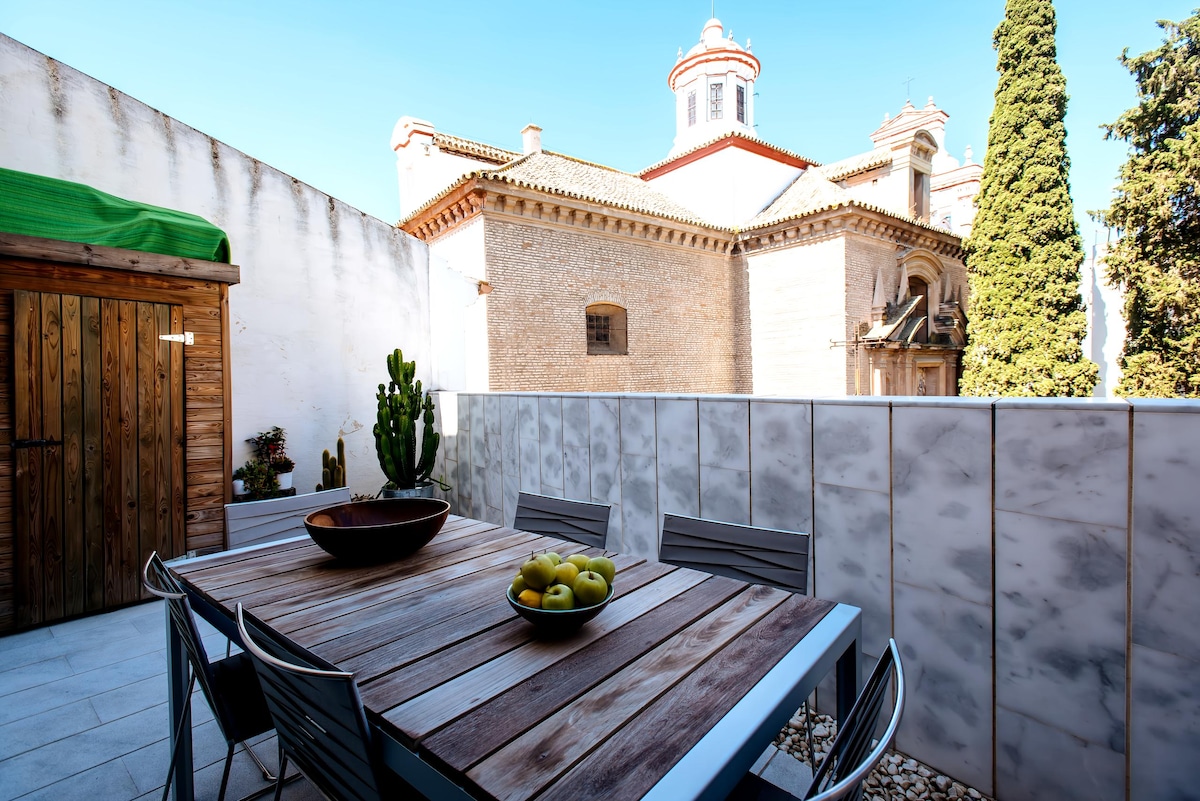 Popular Airbnb listing: Amazing penthouse with terraces in city center. in San Julián