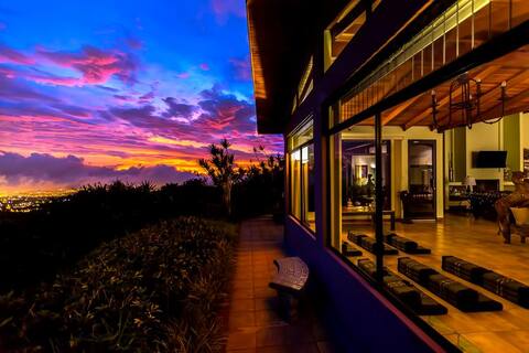 Stunning Views from Coffee Country: 25 min to SJO