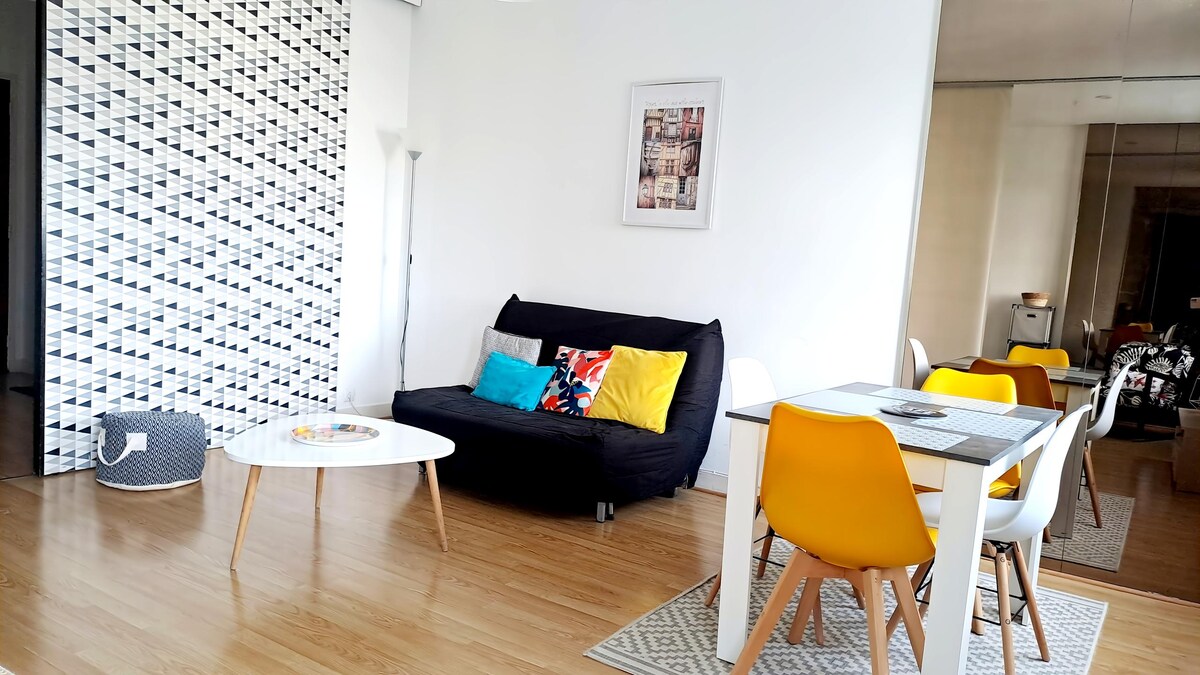 Top Airbnb: "Le Gambetta" Downtown Apartment/Near Train Station/WiFi à Troyes