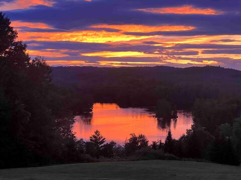 Lakefront, Kayaks, ITS Trails, Boating, HotTub