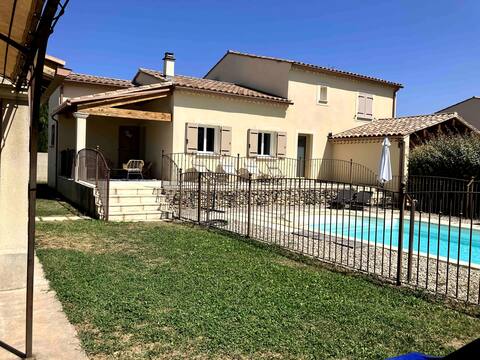 Spacious villa with pool