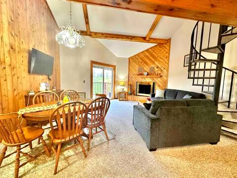 Villa 3 Bd+loft 2 bath Sleeps 12