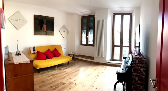 Successful Airbnb property: The terrace overlooking the square in Greve In Chianti