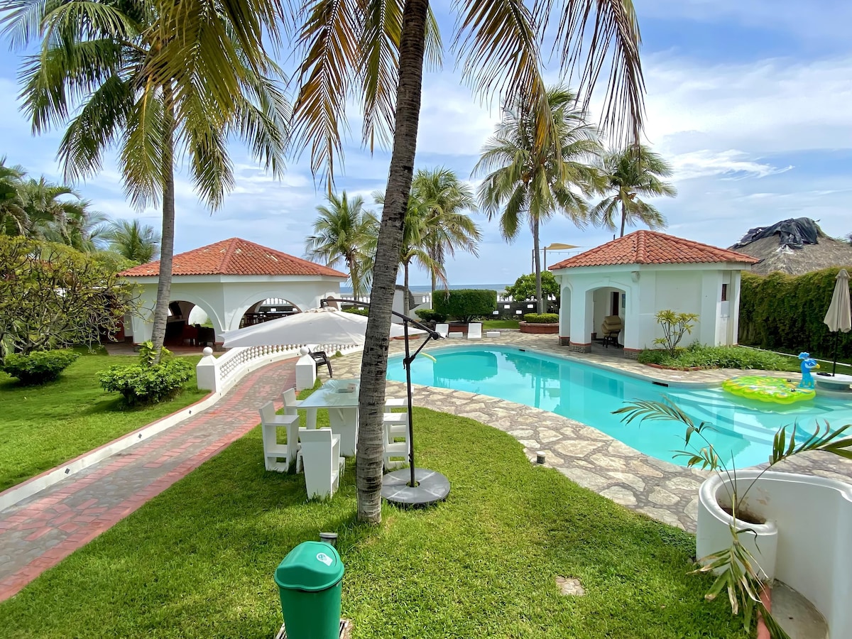 Mansion San Blas, Private Beach House, Oceanfront