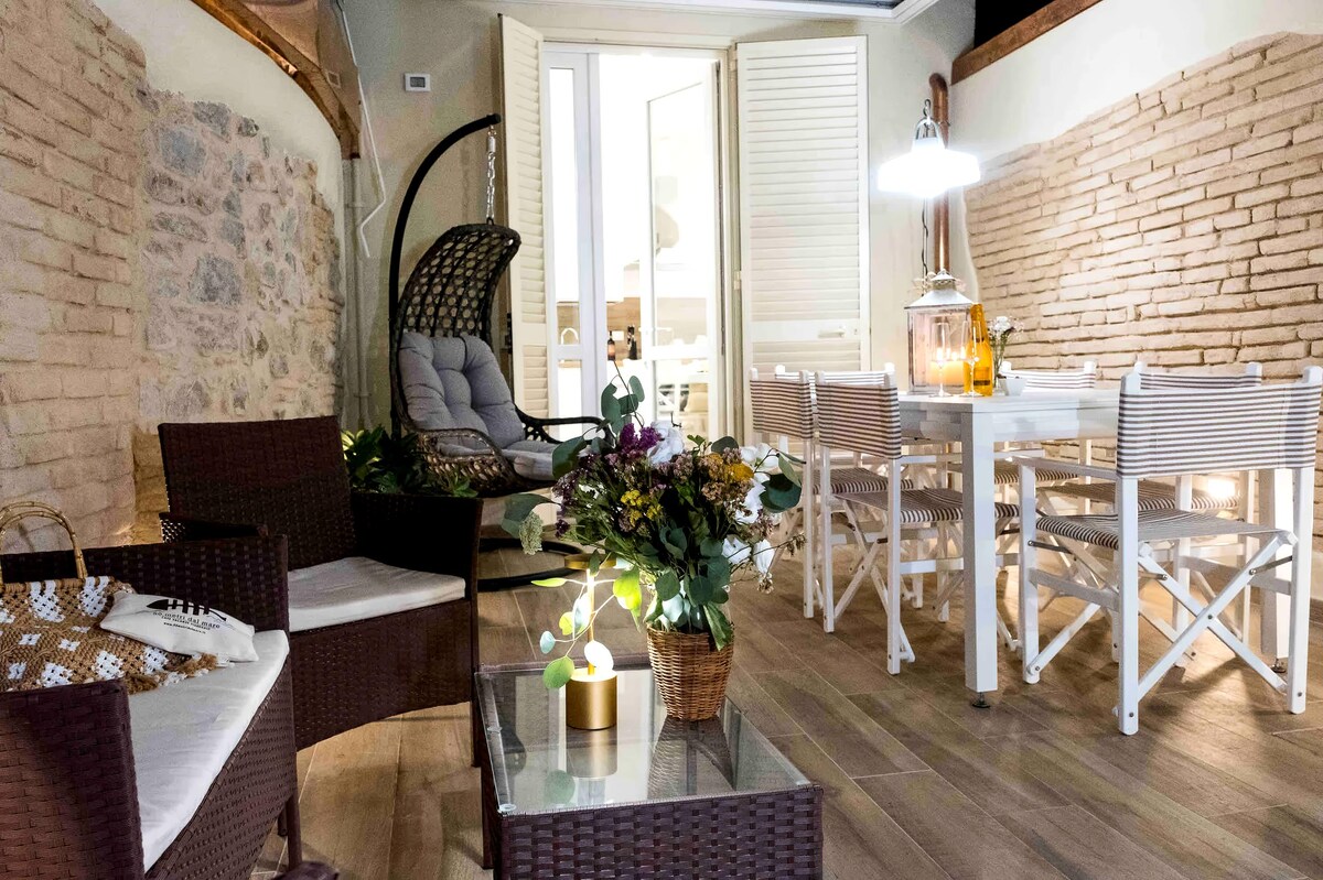 Top Airbnb: 70 meters from the sea à Viareggio