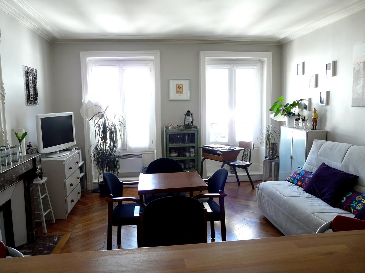 Popular Airbnb listing: In the heart of Paris, Montorgueil district in Paris 2e Arrondissement