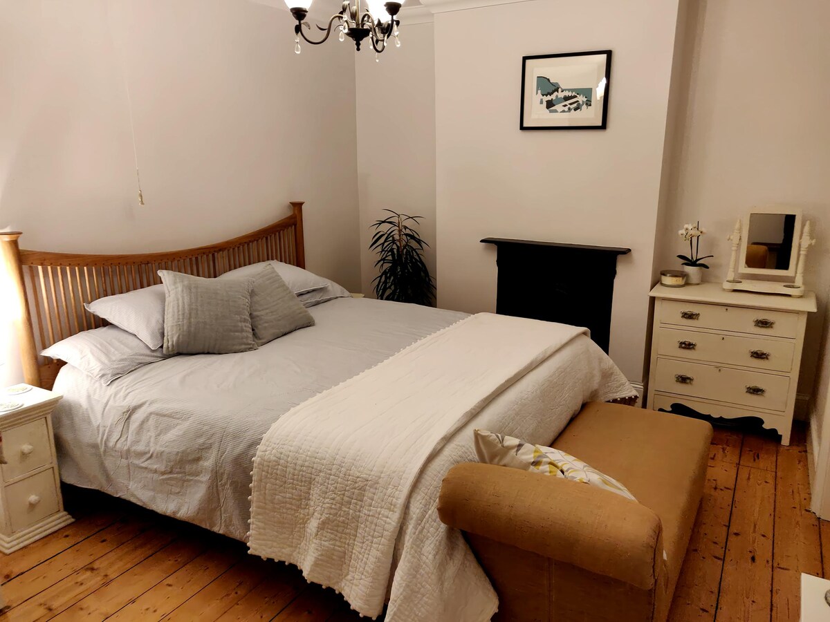 Successful Airbnb property: Sea View in Portland