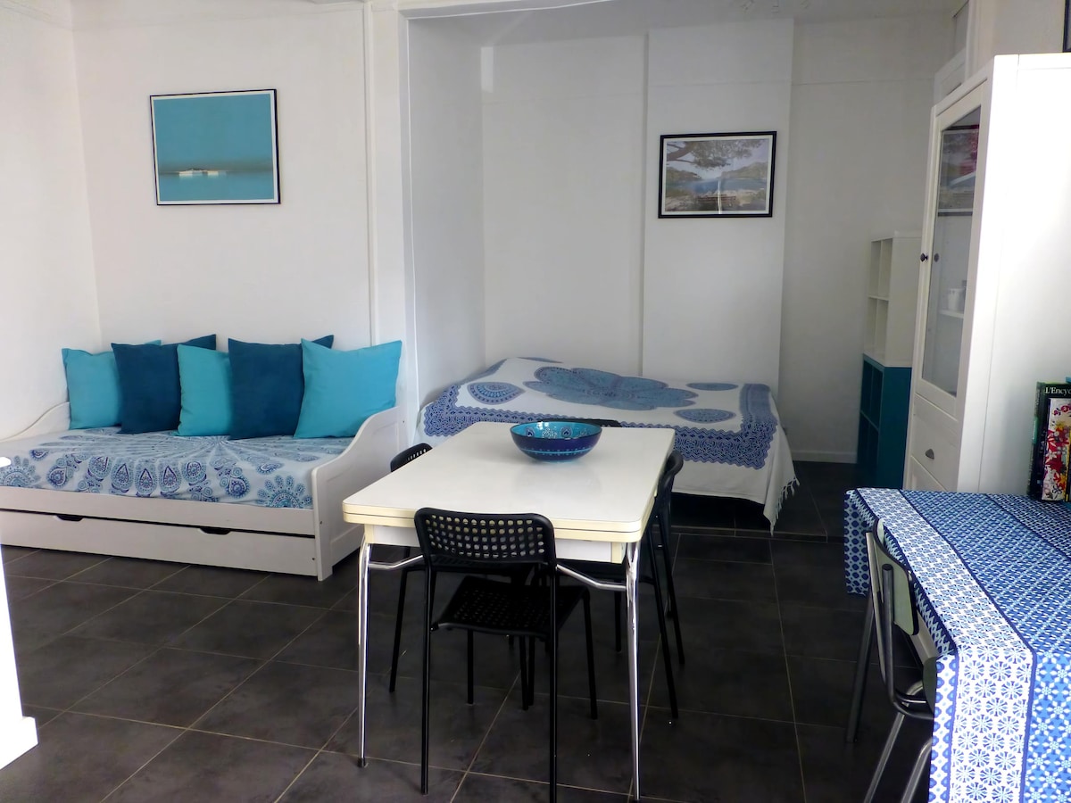 Top Airbnb: 40 m² of positive energy! à Marseille 2e Arrondissement