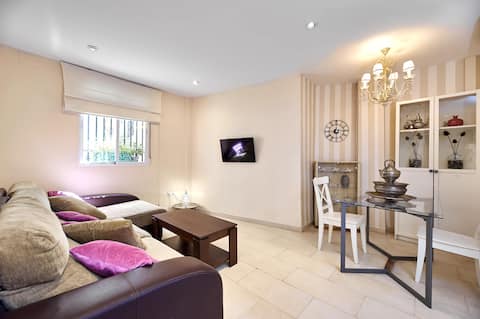Anuncio de Airbnb popular: The Ring of Granada en Granada