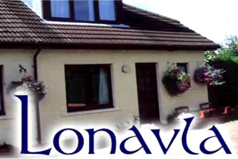 Lonavla 2 Bedroom Cottage Lochyside Fort William