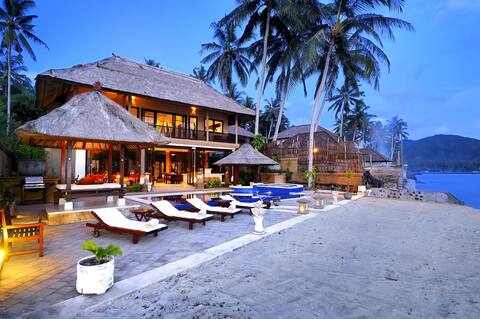 Villa Talia Vashti- Ocean View & Snorkeling w/cook