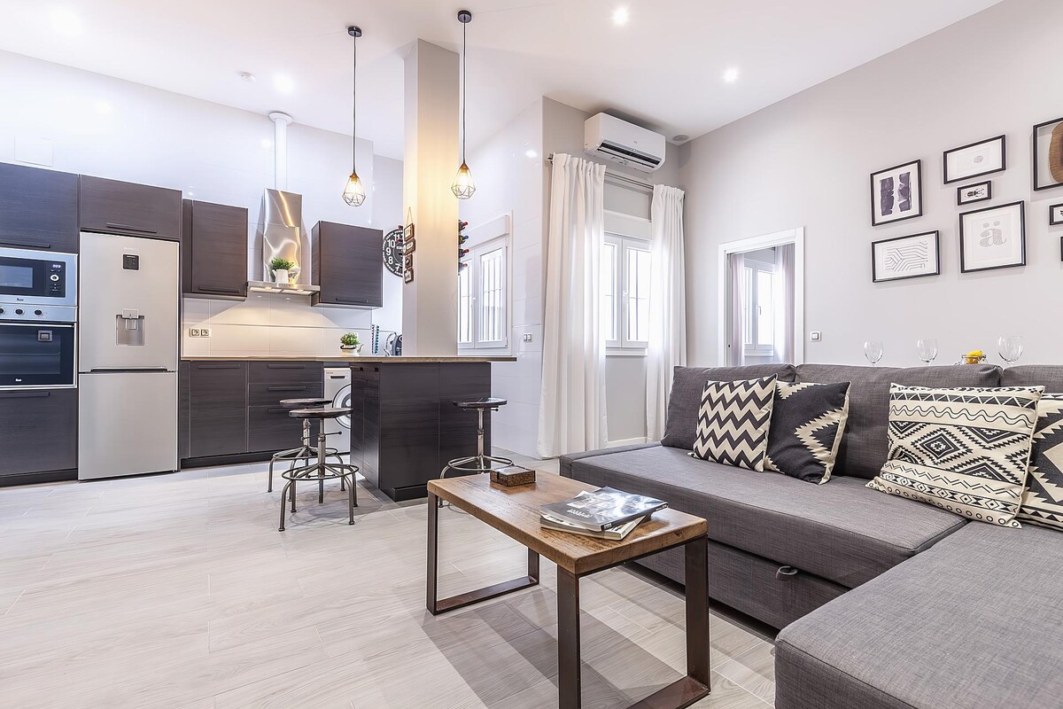 Top Airbnb: Vanguard Minimalism with high qualities 1 BR in Santa Catalina