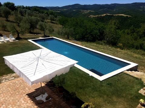 Panoramic Country Retreat with Pool