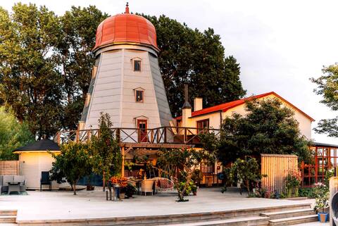 Mill for many, near the sea with a private pool