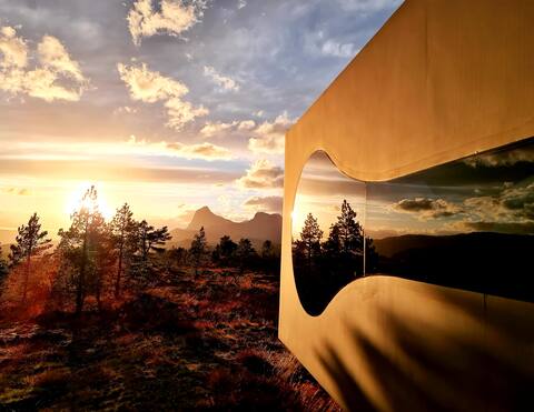 Breathtaking Mountain views in cozy Birdbox