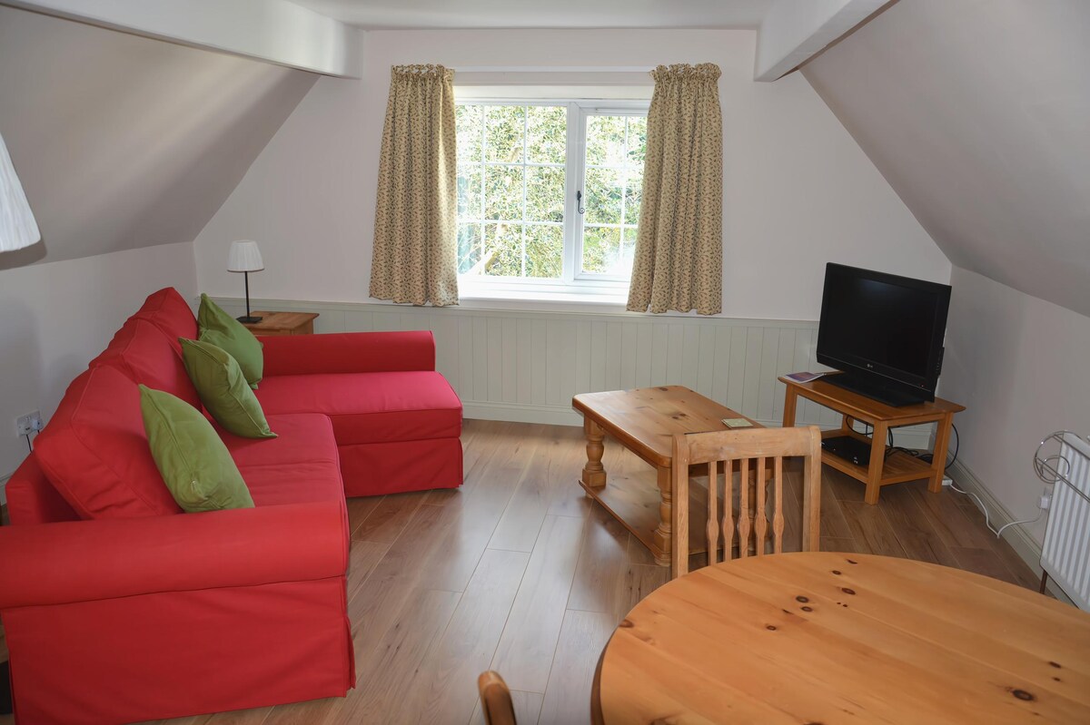 Popular Airbnb listing: THE COACH HOUSE: Self Contained Apartment in Shropshire