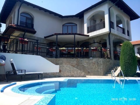 Villa Muscat 2 Vineyards Spa Resort