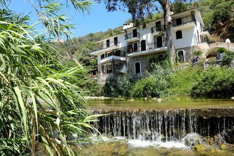 Casa Mulino, Italian cottage with large pool