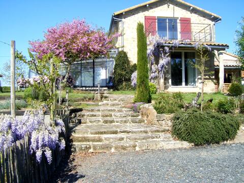 Pool cottage in the Vendee bocage