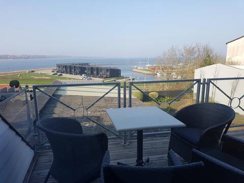 House with Struer's lovely view of the Limfjord.