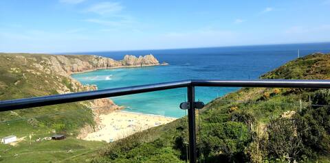 Outstanding views of Porthcurno Beach - sleeps 6