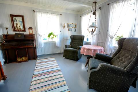 Welcome to nostalgic Halsebøstua