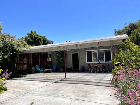 Private & Serene Two Bedroom Cottage