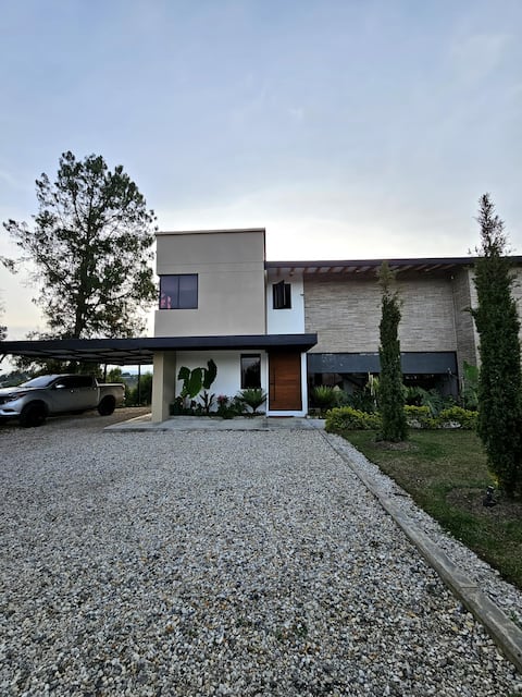 Kananaskis Villa