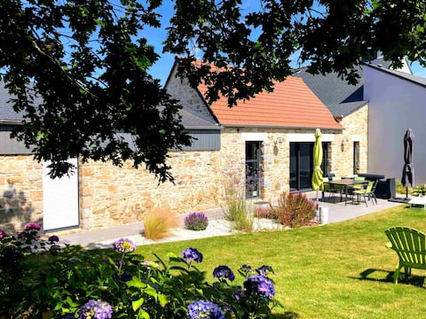 Gite 5 pers 4 ears with year-round heated swimming pool
