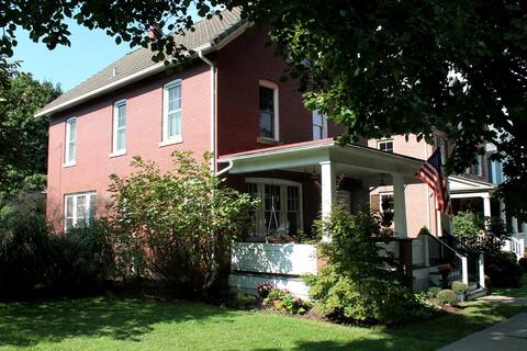 Ligonier Guest House