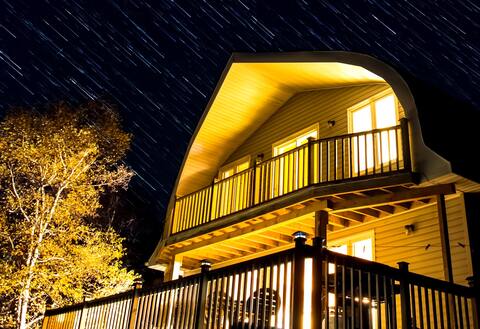*Bata Oceanfront Cottage, Cabot Trail Retreat*