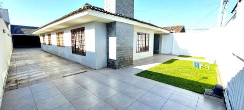 Cozy Casa Pinhais w/ Hydro and BBQ grill